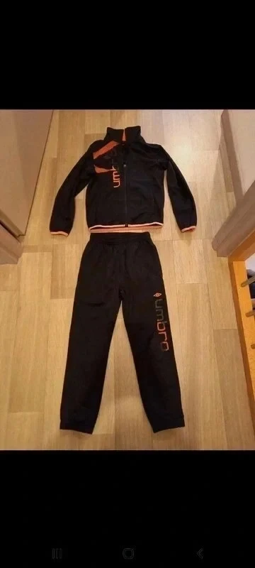 Ensemble jogging umbro